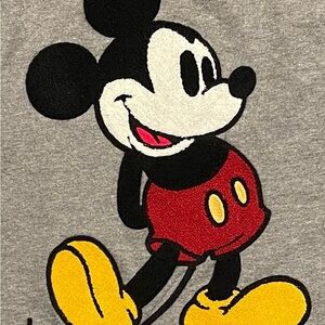Disney 2XL Gray Mickey Mouse Plus Size Appliqué Crewneck Sweatshirt